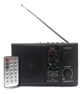 RADIO 4 BANDAS